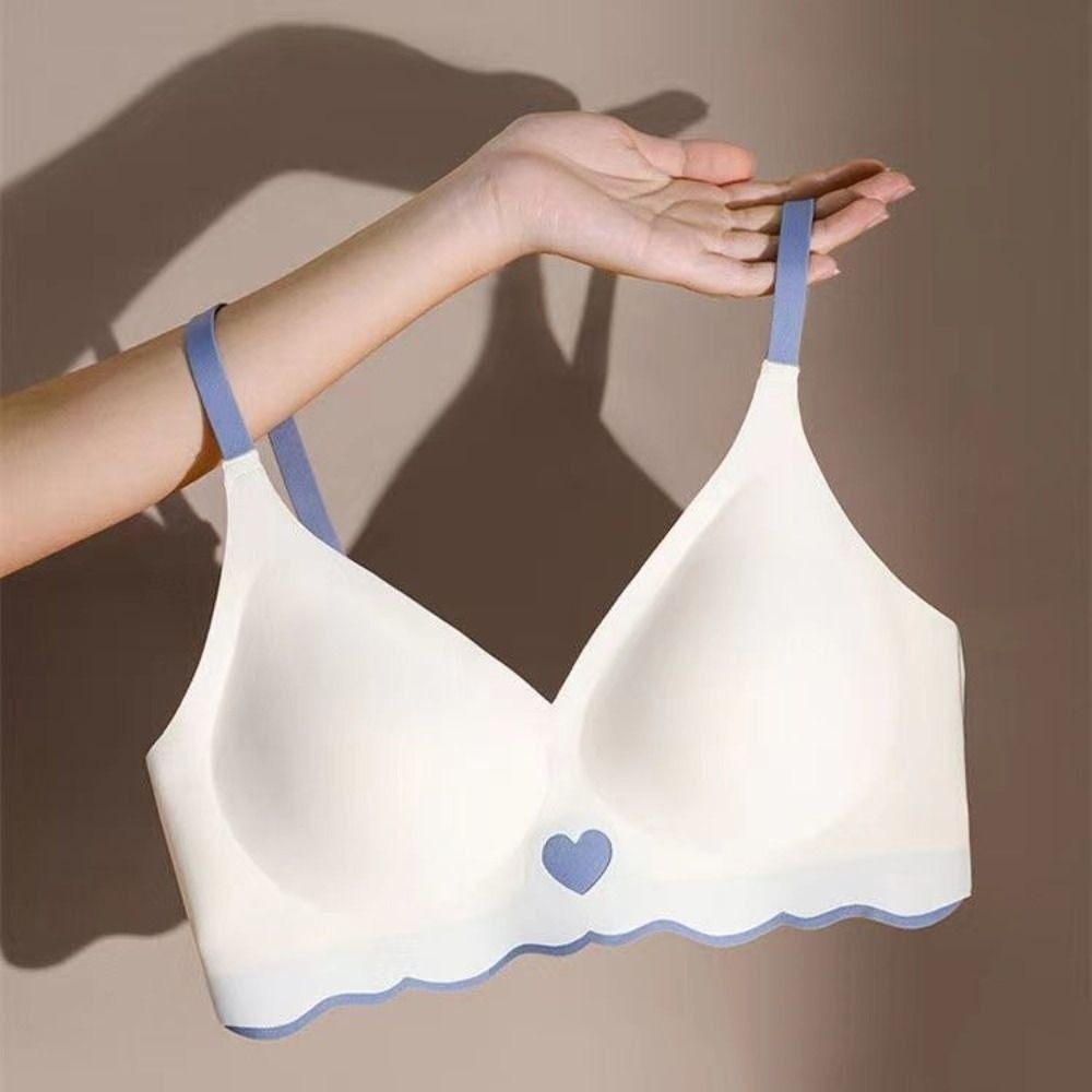 ソフトな着け心地で、体にフィットするワイヤレスブラ。衝撃吸収 - Bralette Wireless Soft のレビューと価格