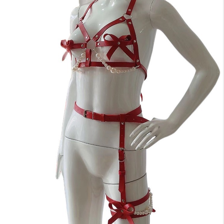 セクシーなレザーハーネス女性セットボディボンデージベルトパン - Garter Belt Set のレビューと価格